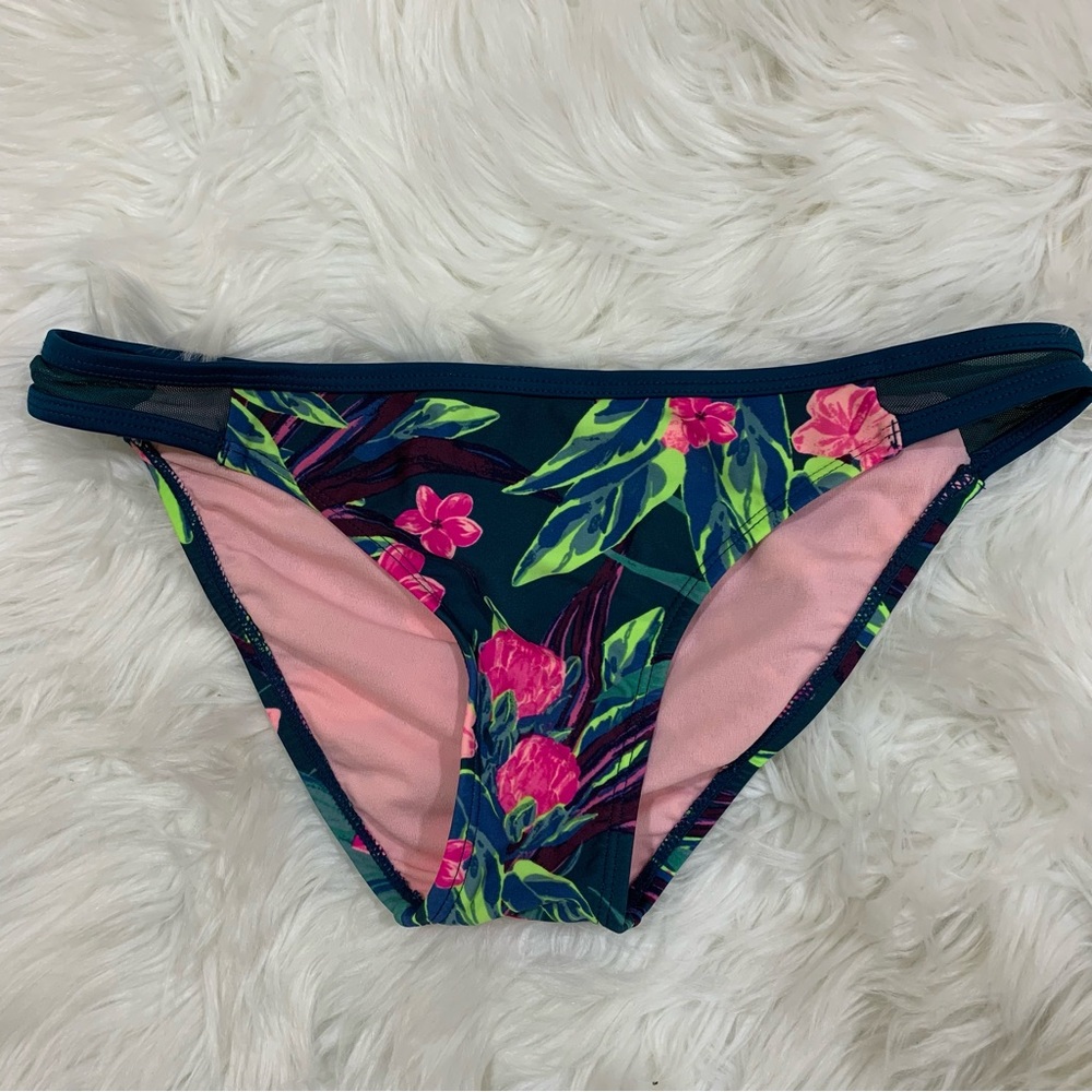 Xhilaration floral bikini bottom